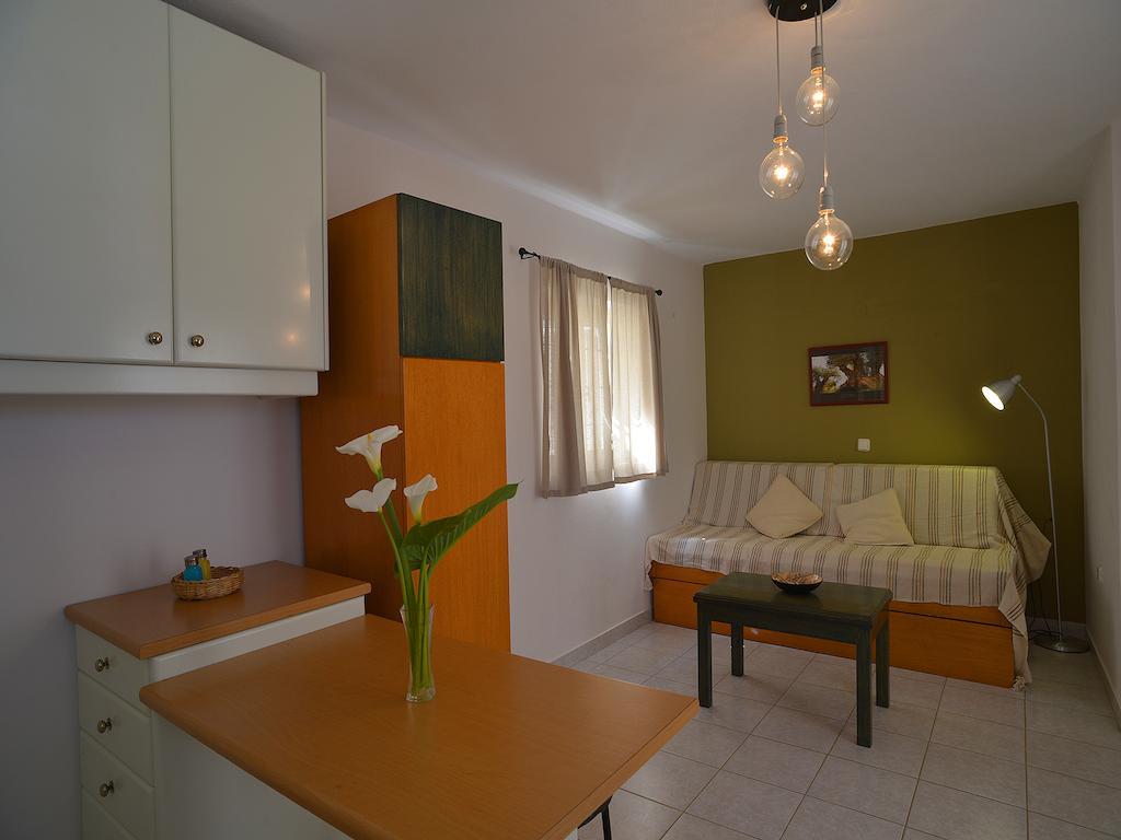 Granny'S House Apartment Palekastro Ngoại thất bức ảnh